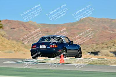 media/Dec-13-2025-Extreme Speed (Sat) [[d129ecb0b9]]/Beginner/Session 2 (Turn 4)/